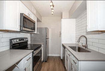 We offer freshly renovated apartment homes